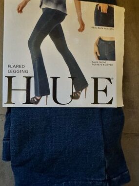 HUE Navy Denim Flared Legging. Vintage from early 2000’s